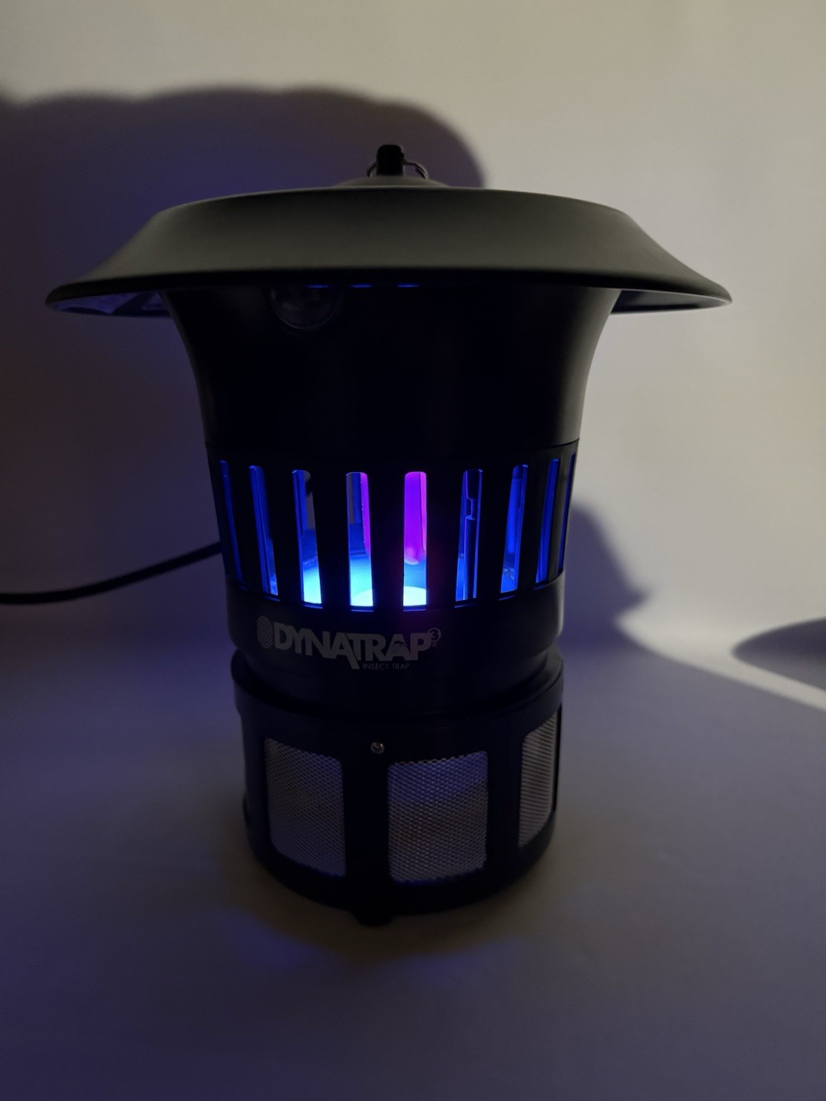 DynaTrap DT1100 Wall Mount 1/2 Acre Insect Trap