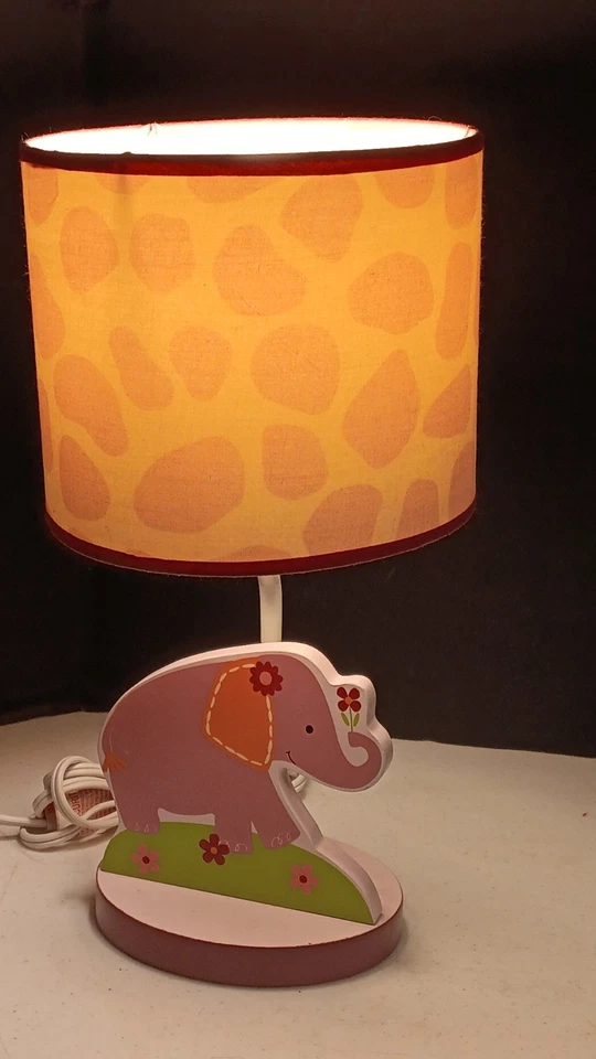 Лампа для детской комнаты с ягнятами и плющом розовая тема декор для девочки животных слонов - Изображение 2 из 4