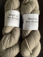 Wool of the Andes Bulky Knit Picks 2 Skeins Gosling 100% Highland Wool 100 gr