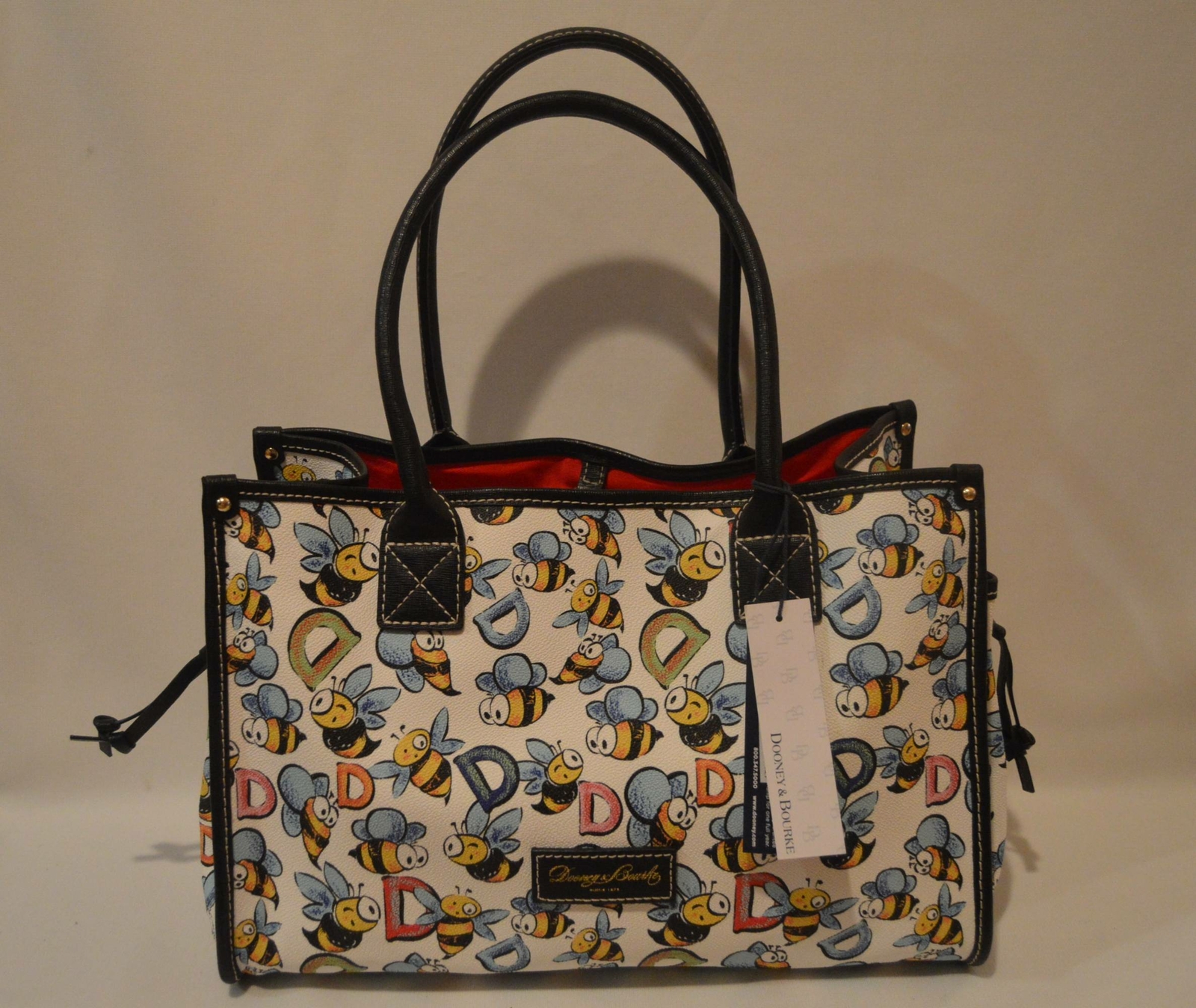 dune studded bee tote bag