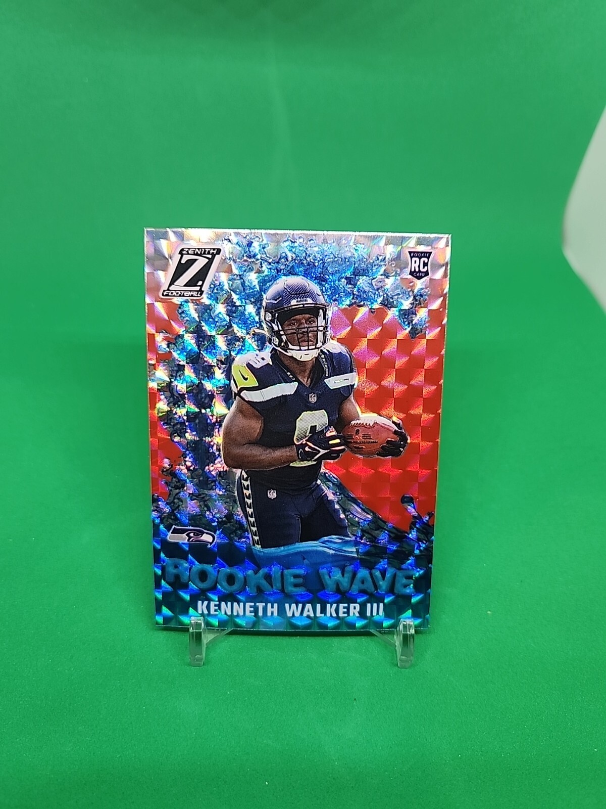 2022 Zenith Kenneth Walker III Rookie Wave Red Prizm
