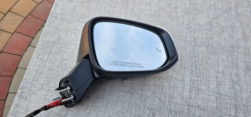 2019-2023 TOYOTA RAV4 PASSENGER SIDE DOOR MIRROR w/ BLIND SPOT PEARL WHITE OEM