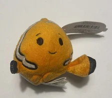Hallmark Itty Bitty Nemo Disney 4” NWT 