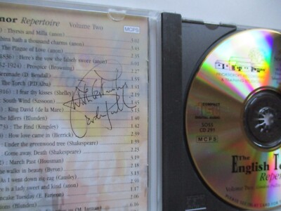 GORDON PULLIN - RARE HAND SIGNED CD - THE ENGLISH TENOR REPERTOIRE - VOLUME TWO