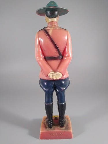 Figura Canadian Mountie RCMP Plástico 8 Pulgadas Hecha en Canadá DE COLECCIÓN - Imagen 3 de 10