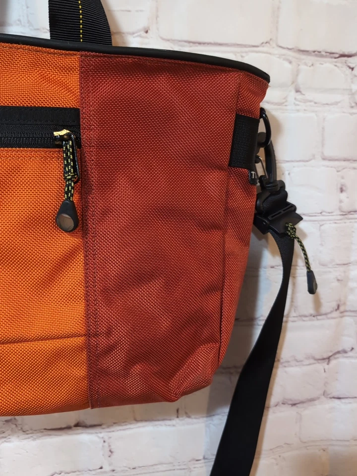 Timbuk2 Cargo Tote Medium Travel Bag Orange Crossbody Top Handle  - Image 4 of 4