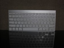 Apple A1314 Wireless Keyboard Bluetooth 2009 Tested And Working