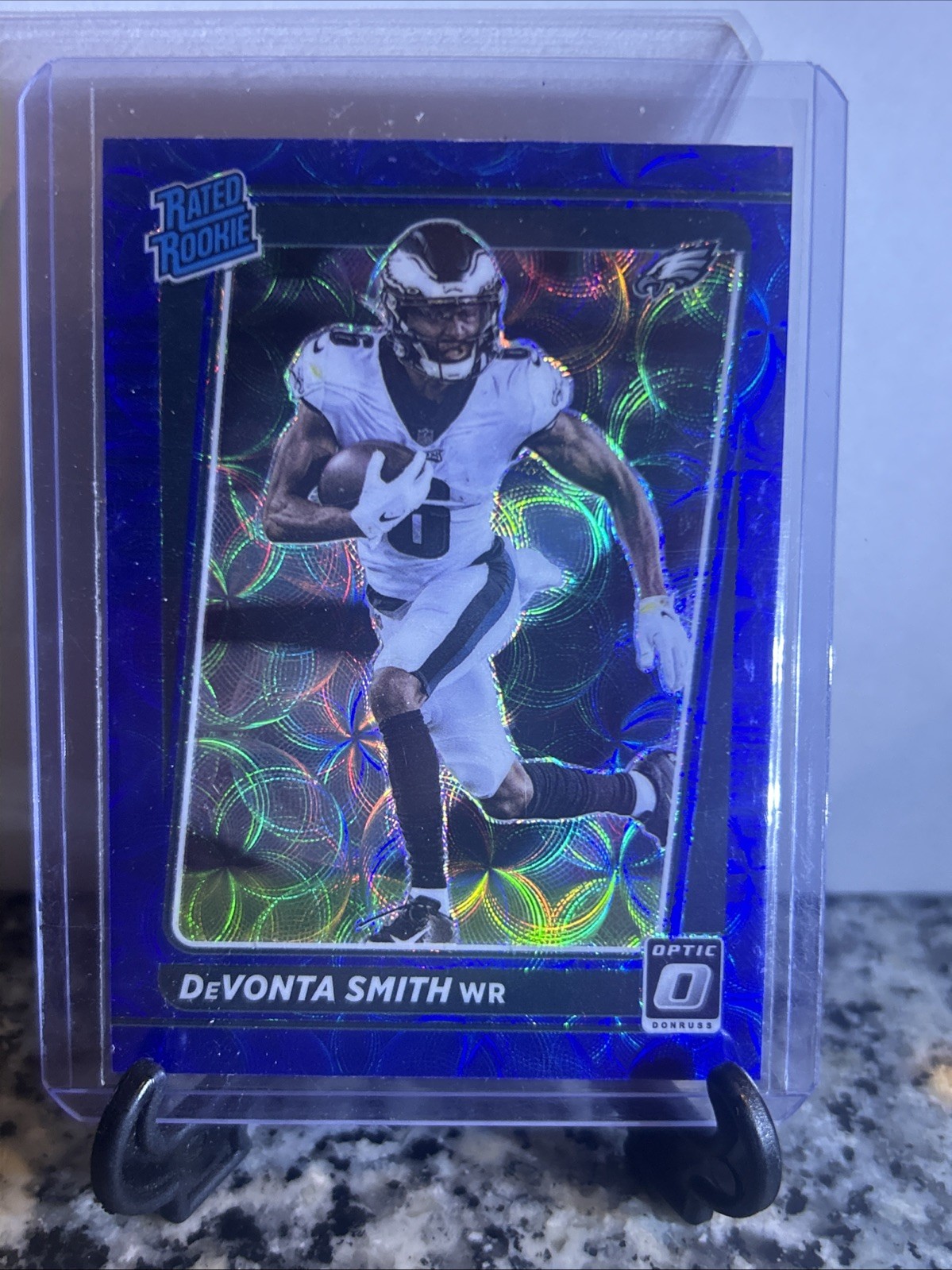 2021 Panini Donruss Optic  Rated Rookie Devonta Smith #205 Blue Scope Prizm (RC)