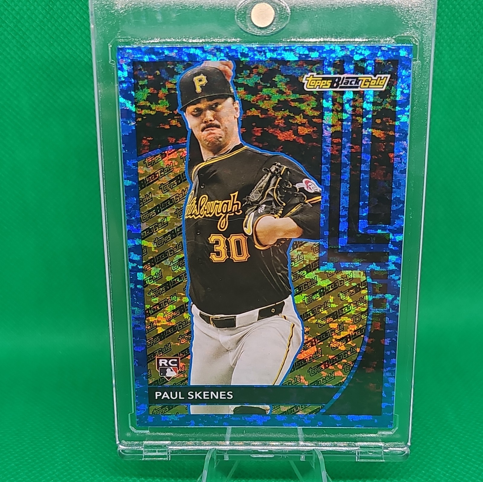 2024 Topps Update Series - Topps Black Gold Paul Skenes #BG-17 Blue (RC)