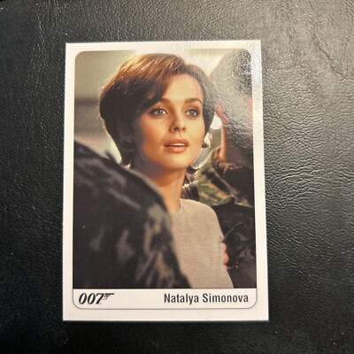 2007 Complete James Bond 007 Rittenhouse Jb1 #152 Natalya Simonova Izabella Scor