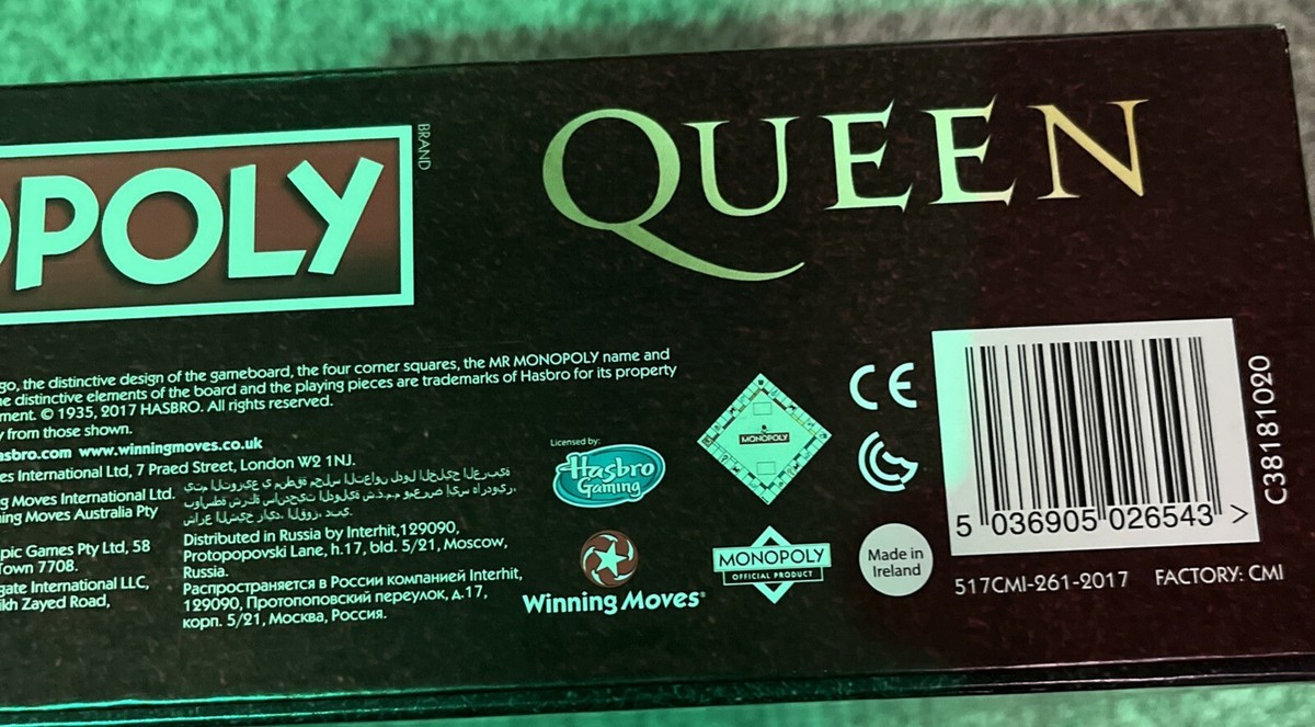 Monopoly Queen Edition 2-6 Players Ages 8+ Barely Used One Time