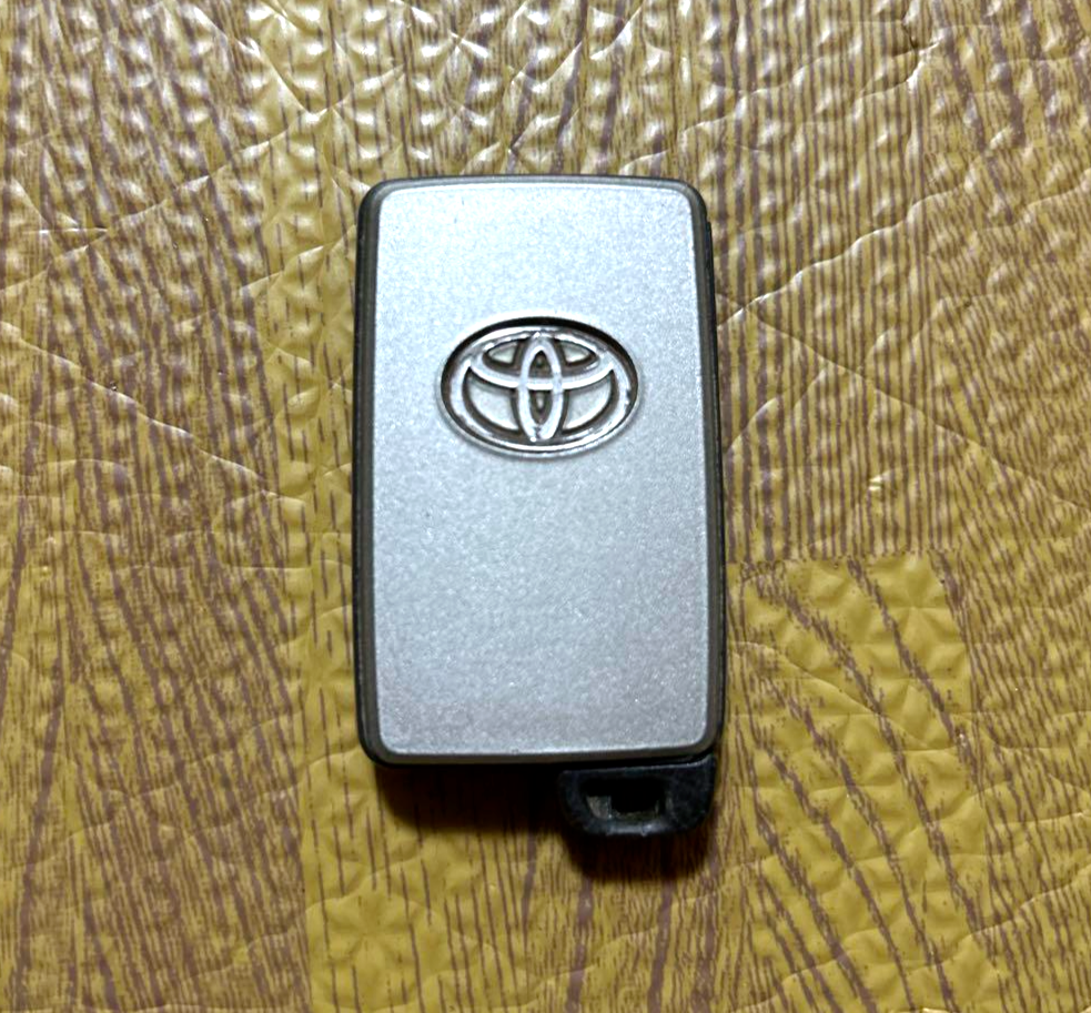 Genuine Toyota Smart Key 271451-0500 Estima Noah Voxy Vellfire
