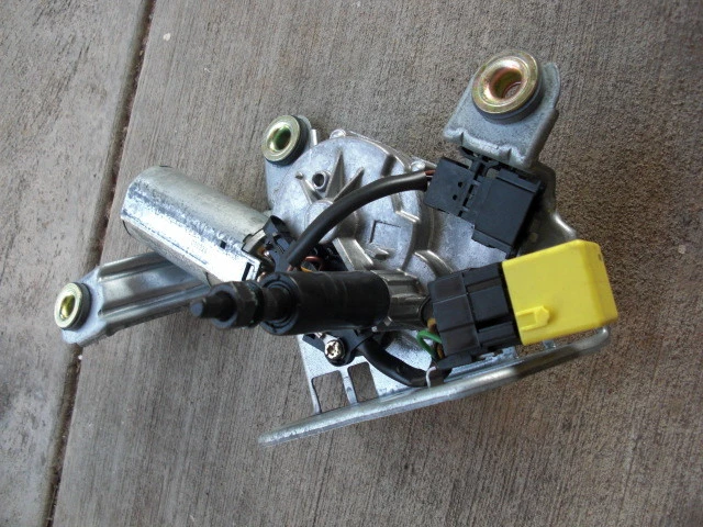 Mercedes-Benz W163 ML430 1998-2001 maletero trasero puerta elevadora limpiaparabrisas motor Foto 2 de 4