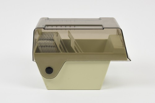 Amaray MediaMate 3.5" Floppy Disk Storage Case with 3 dividers and 10 Disks - Photo 7/7