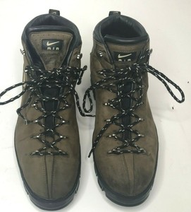 nike regrind hiking boots