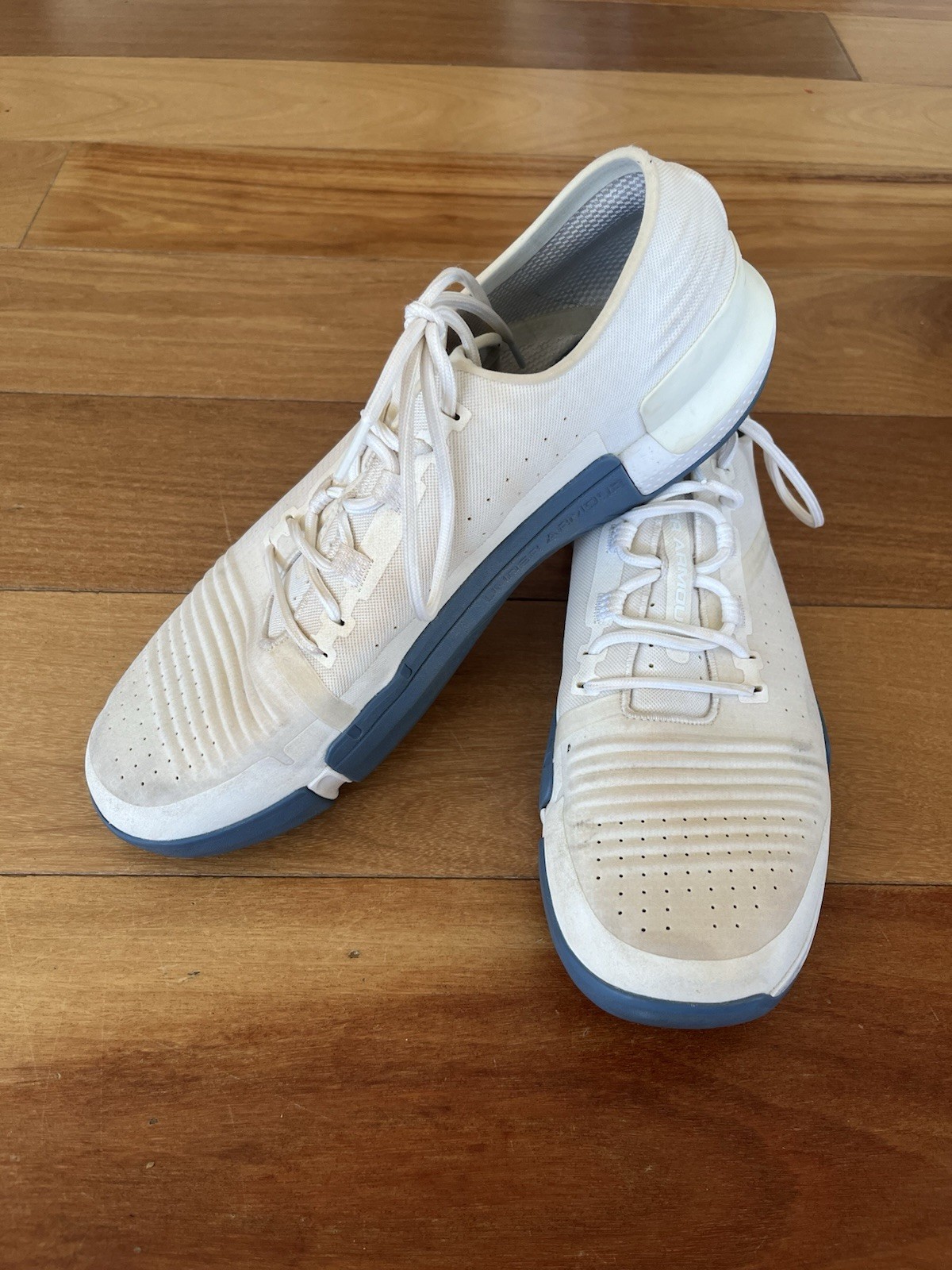 SAOLA Scarpe da corsa Under Armour uomo Tribase Reign bianche sneakers taglia 13 *EUC*