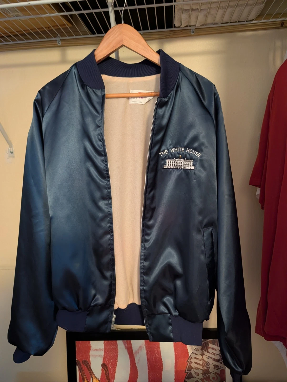 Official White House Swag Jacket 2017 Presidential Advisory Board Member - product detail image 1