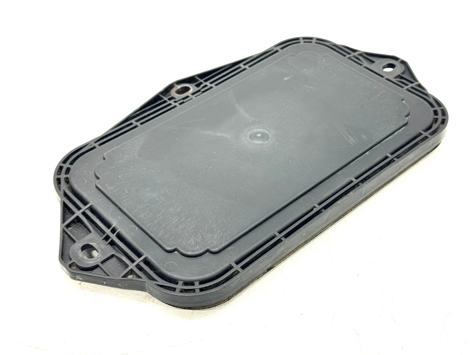 VOLKSWAGEN CC 2013-2017 DELANTERO IZQUIERDO LADO DEL CONDUCTOR CABINA FILTRO DE AIRE CUBIERTA DE CAJA OEM Foto 4 de 4