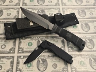 SOG SEAL Pup w/ Sheath Fixed Blade Combination Edge Terminus XR Cryo D2
