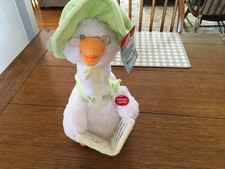 NEW Mother Goose Animated Talking Plush Cuddle Barn Recites 7 Nursery Rhymes 14"