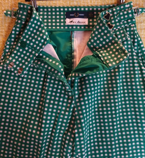 NEW Fred Perry x Amy Winehouse Green Gingham Crop Flood Length Trousers UK 8 36 image 8