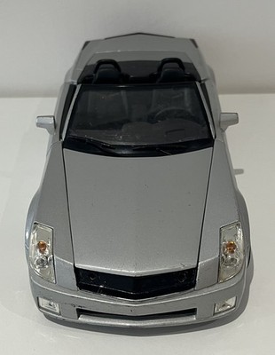 Hot Wheels - Cadillac XLR - Silver - 1:18 Scale | eBay