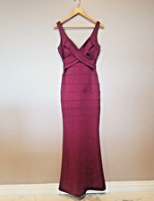 Windsor Shimmery Mermaid Form Fitting Strap V-cut Purple Prom Dress Size S