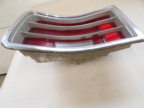LH DRIVER SIDE TAILLIGHT CHEVROLET PASSENGER CAR 73 IMPALA CAPRICE -EXCEPT WAGON - Picture 7 of 7