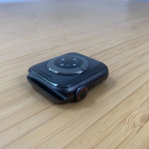 Apple Watch Series 6 40mm - Aluminium, Space Grey (GPS + LTE) AU - POWER FAULT - Picture 5 of 6
