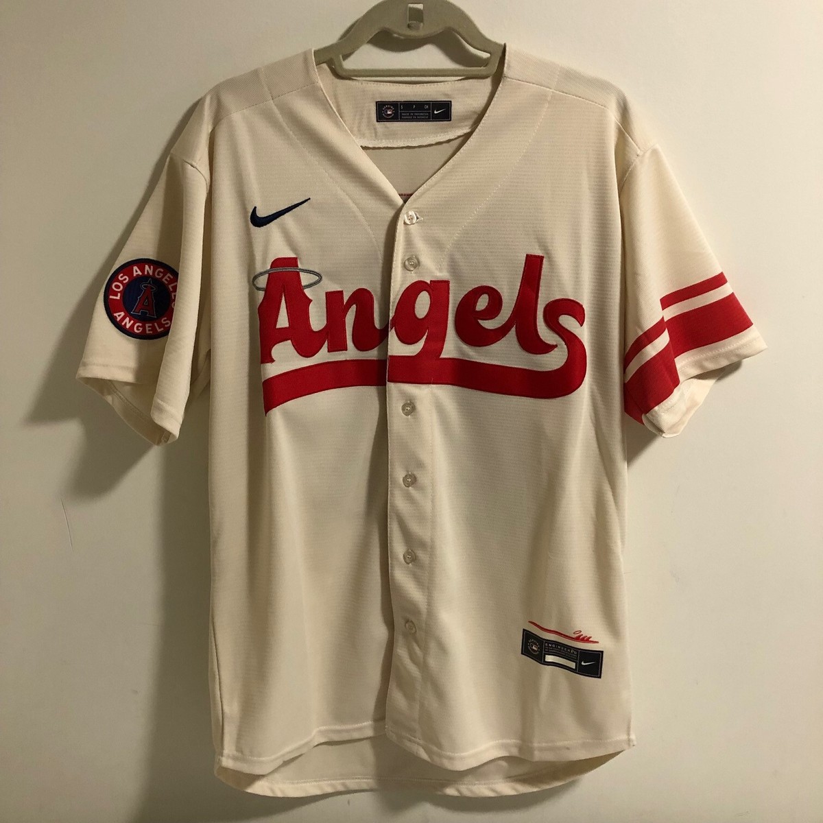 記念グッズ Mike Trout angels authentic jersey Amazon.com: Mike Trout Los Angeles Angels Signed Authentic Nike