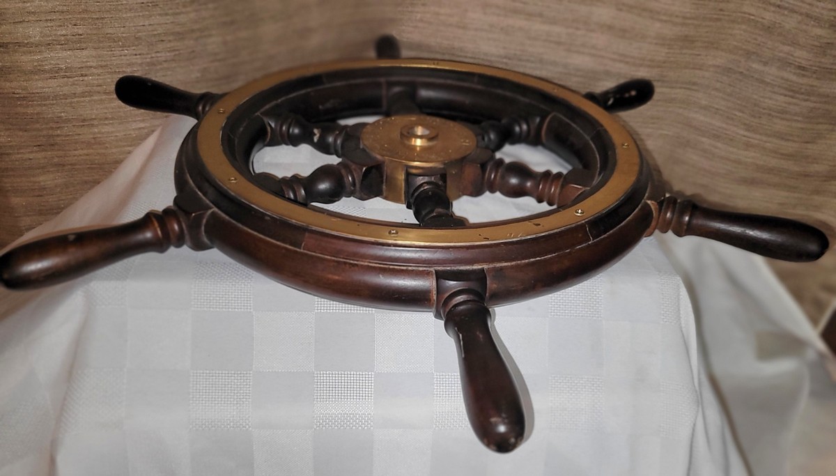 John Hastie & Co Ltd Greenock Vintage 24