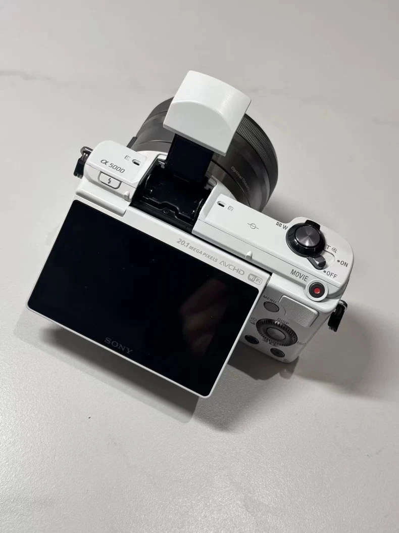 Preços baixos em Câmeras digitais Sony A5000 Branco | eBay