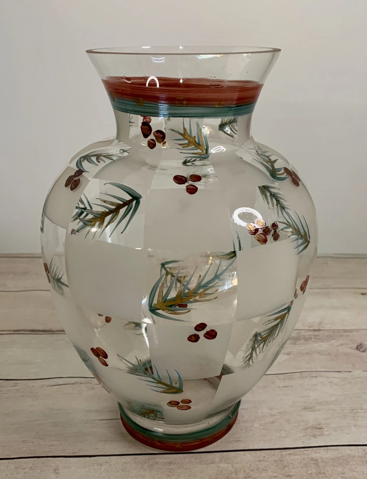 WINTER SCENE Glass Vase Pinecone and Greenery Berries Theme Frosted and Clear