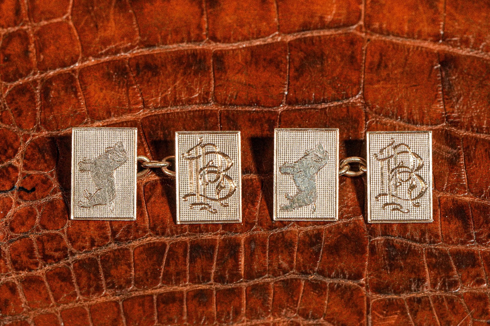 Stunning High Quality 9kt Solid Gold Engine Turne… - image 4