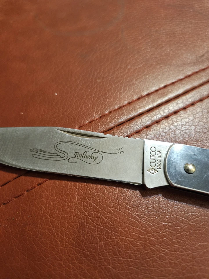 Vintage Cutco 1882 Bullwhip Lockback Folding Pocket Knife USA with Sheath - Image 4 of 4