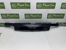 2014-2022 Jeep Grand Cherokee Rear Lift Gate Trim Panel Wcamera 1wd55trmad Oem 2014-2022 Jeep Grand Cherokee Rear Lift Gate Trim Panel Wcamera 1wd55trmad Oem