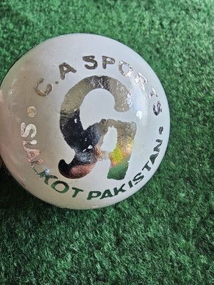 CA Super Test White Cricket Ball   5.5 oz