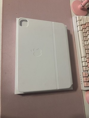 Apple iPad Air 5世代 + Magic Keyboard SET Amazon.com: Apple Magic Keyboard: Keyboard and Case for iPad Air