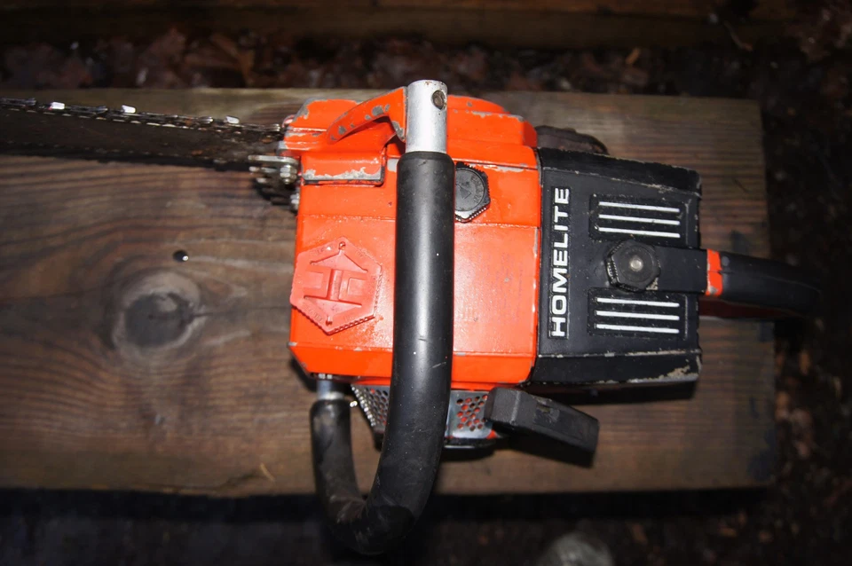 Homelite Super EZ Automatic runs on prime good shape fast shipping - Image 3 of 4