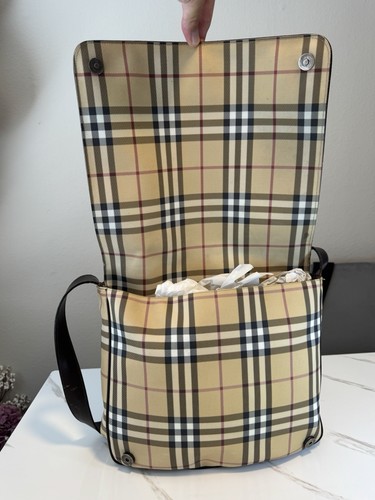 Bolso Mensajero Burberry Nova Check con Correa Bandolera de Cuero - TIENE DAÑOS -LEER- - Imagen 20 de 24