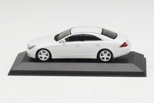 436034300 Mercedes CLS-Class C219 Linea White Minichamps 1:43