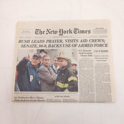 New York Times 15 de septiembre de 2001 periódico completo 11/09 en muy buena condición - Imagen 2 de 4