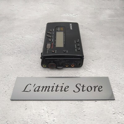 Sony TCD-D8 Walkman Portable DAT Recorder System Digital Audio
