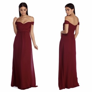 burgundy dress windsor