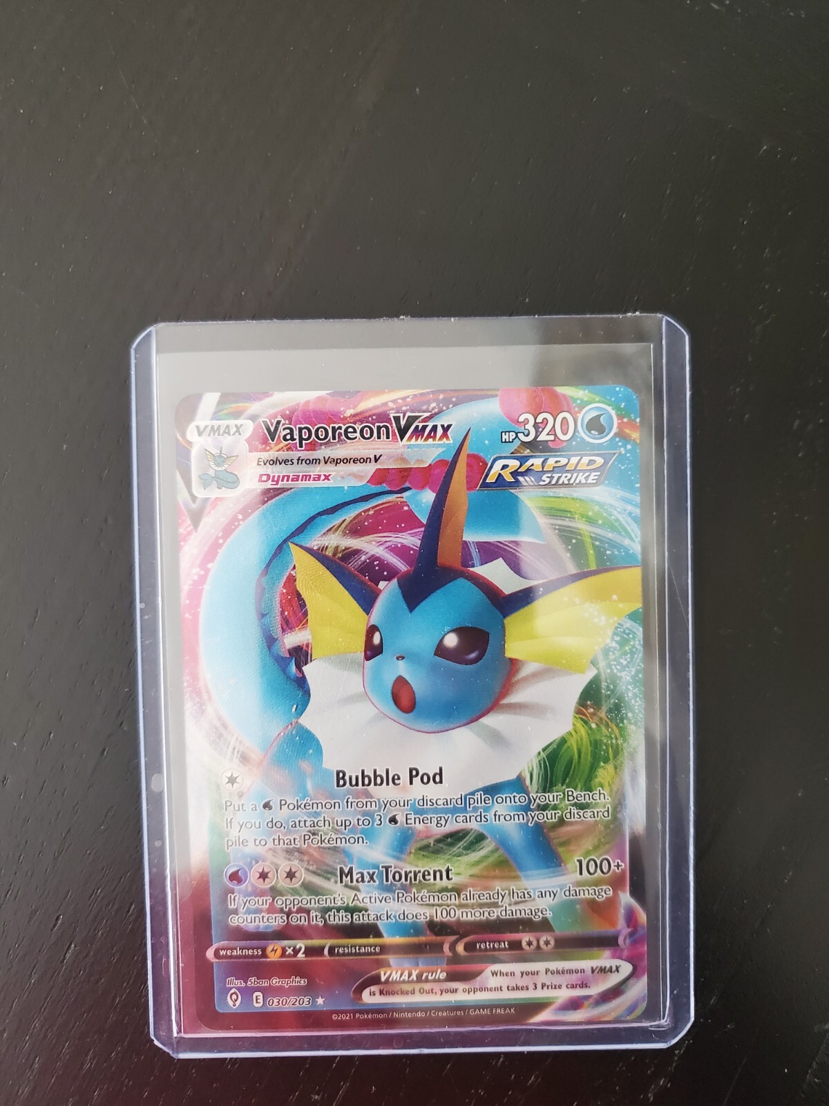 Vaporeon VMAX 030/203 Evolving Skies Ultra Rare Pokemon TCG Card NM/M