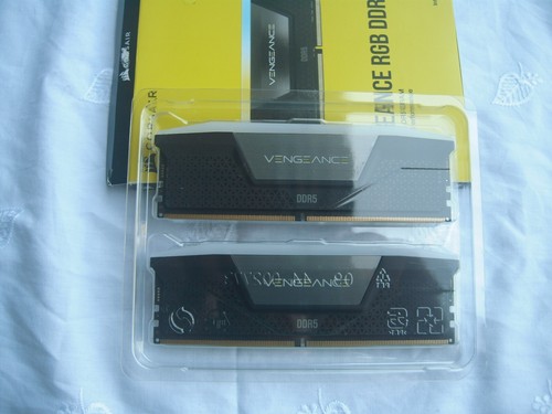 Corsair Vengeance RGB DDR5 32GB (2x16GB) 6000MHz - Afbeelding 2 van 2