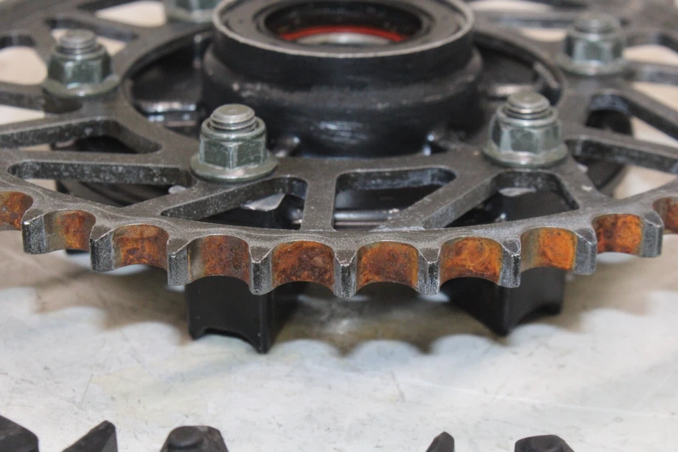 01-05 PIÑÓN TRASERO YAMAHA FZ1 Fazer FZS1000 OEM Foto 3 de 4