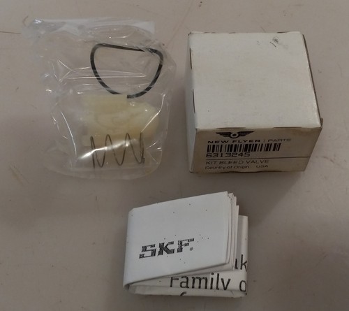 SKF 223 Nuevo Flyer 6313245 Kit Válvula de Purga Servicio - Imagen 2 de 4
