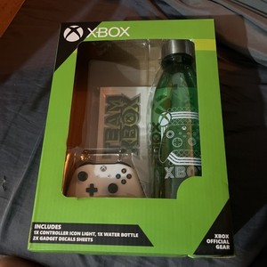 XBOX Official Gear  GIFT SET! Controller Icon Light, Water Bottle, Decals Sheets