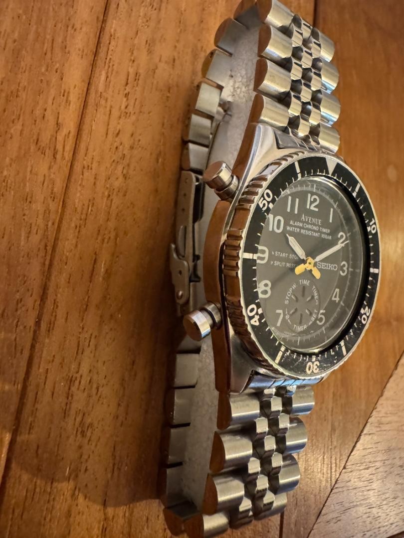 SEIKO Avenue 8M26-6000 Dancing Hands Quartz Watch 35mm Black Dial